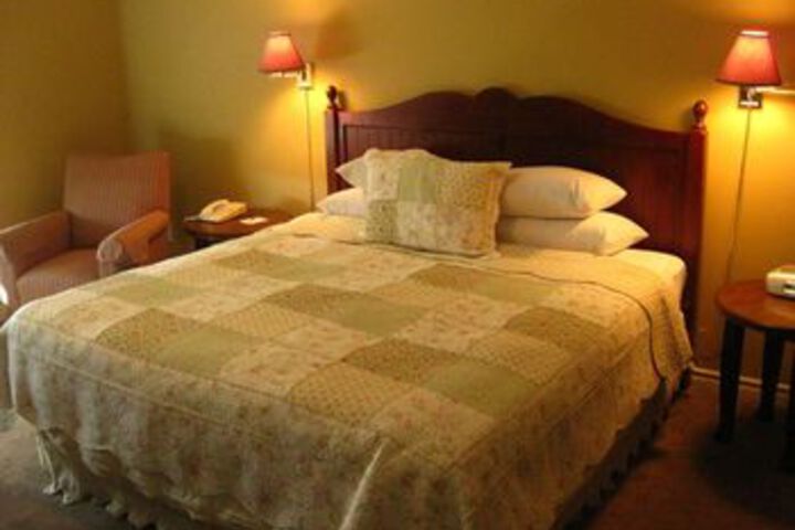Room 18 of 39