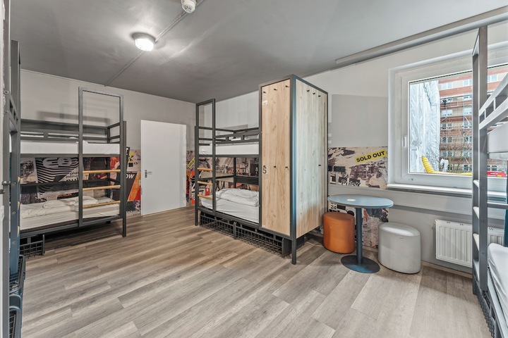 Room 41 of 78