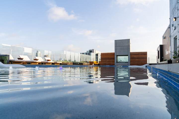 Pool 816 of 860