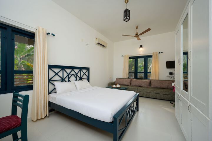 Room 4 of 53