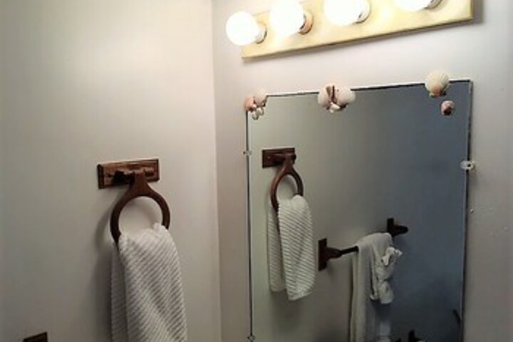 Room 7 of 71