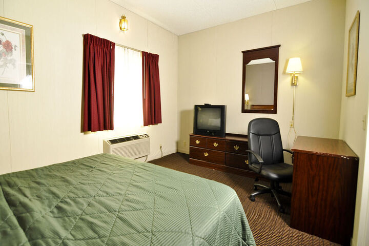 Room 14 of 43