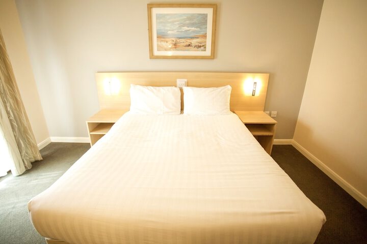Room 14 of 29