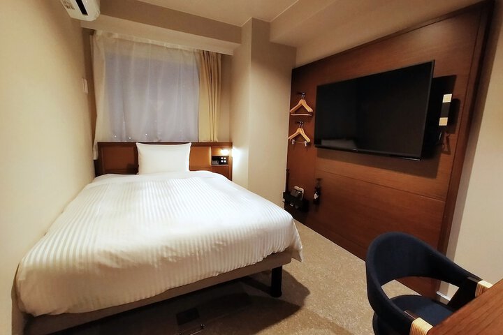 Room 17 of 154