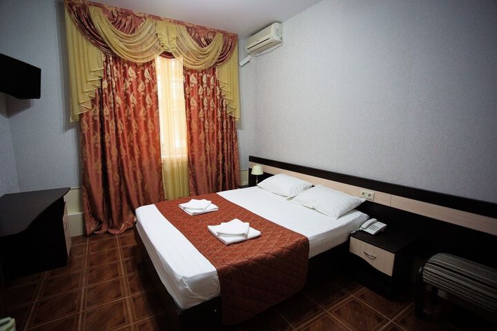 Room 50 of 85