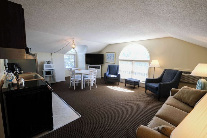 Room 92 of 138