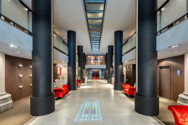 Lobby Entry