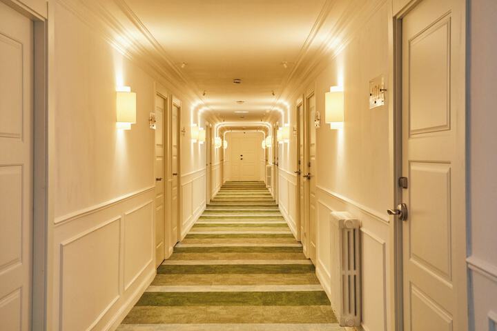 Ballroom/Hall 117 of 132