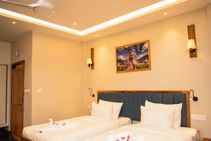 Room 7 of 25