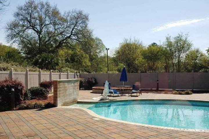 Pool 7 of 12