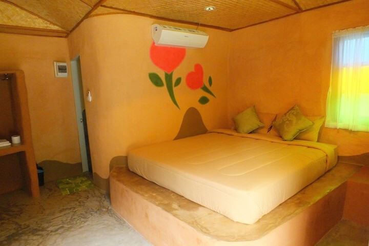 Room 10 of 27