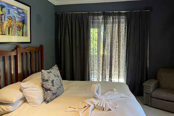 Room 29 of 275
