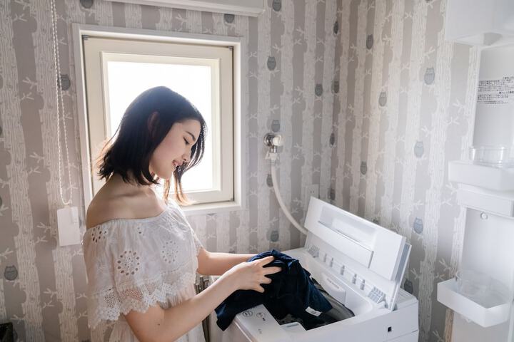Laundry 24 of 35