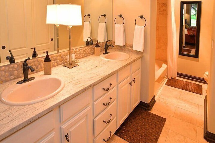 Room 15 of 20