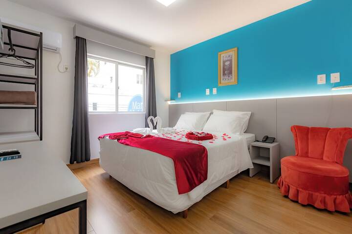 Room 15 of 104
