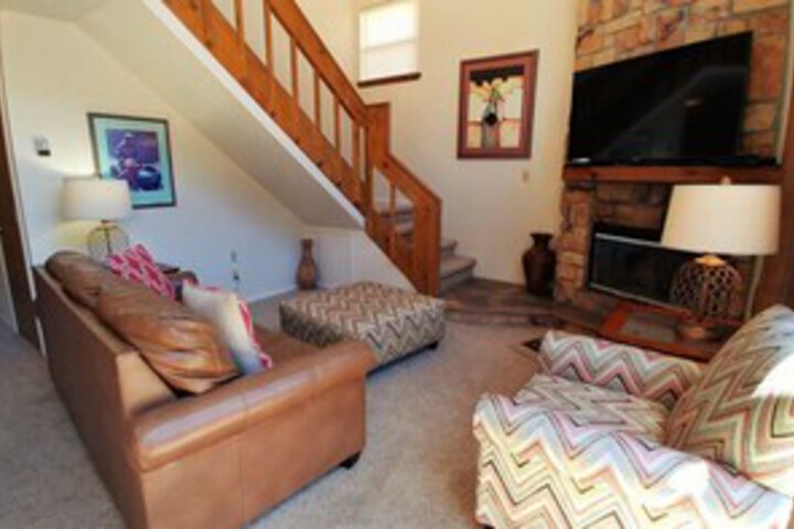 Room 4 of 18