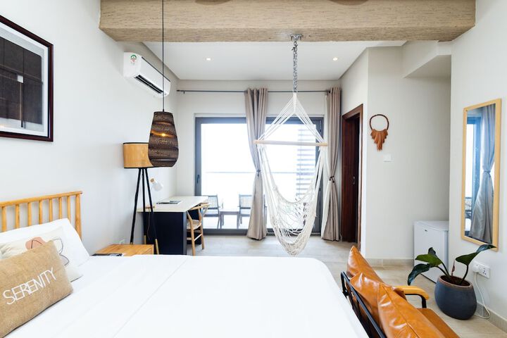 Room 13 of 67