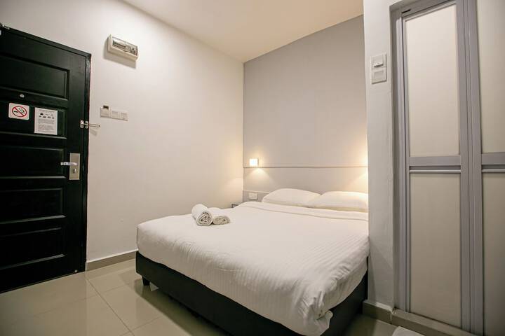 Room 13 of 45