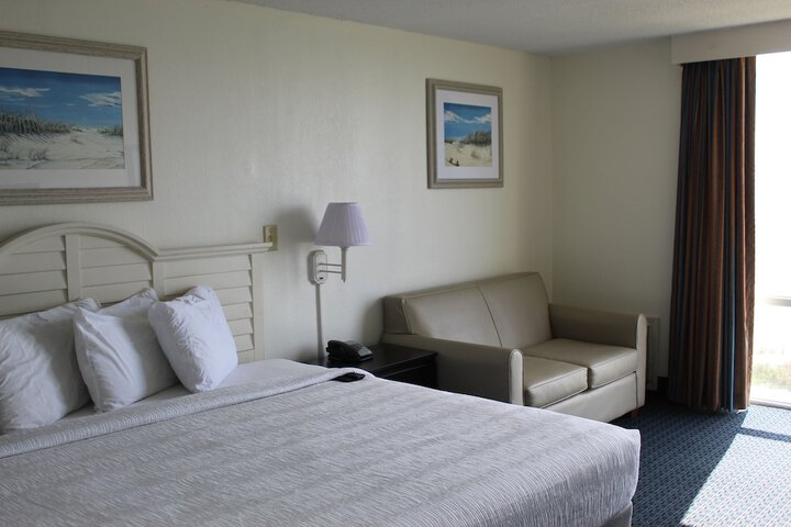 Room 3 of 48