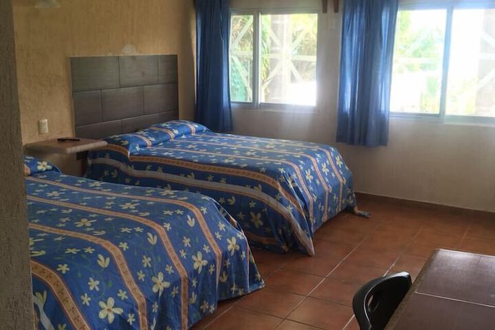 Room 10 of 29