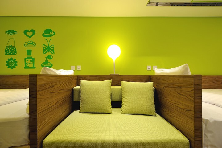 Room 60 of 171