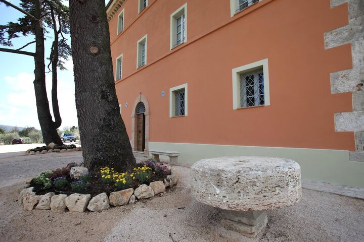 Hotel 137 of 151