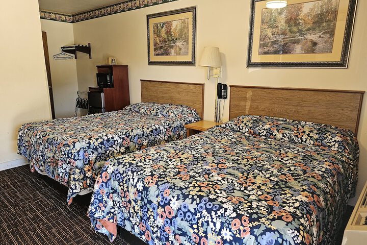 Room 17 of 44