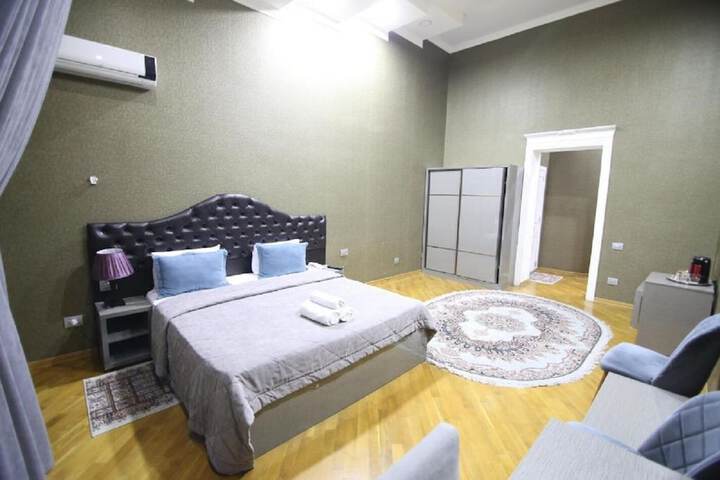 Room 14 of 70