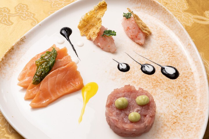 Dining 46 of 75