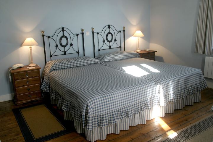 Room 9 of 67