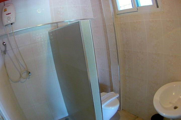 Room 80 of 97