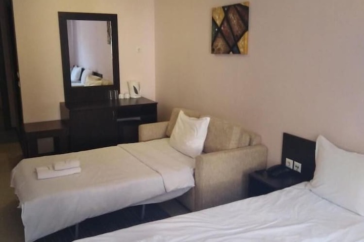 Room 16 of 56