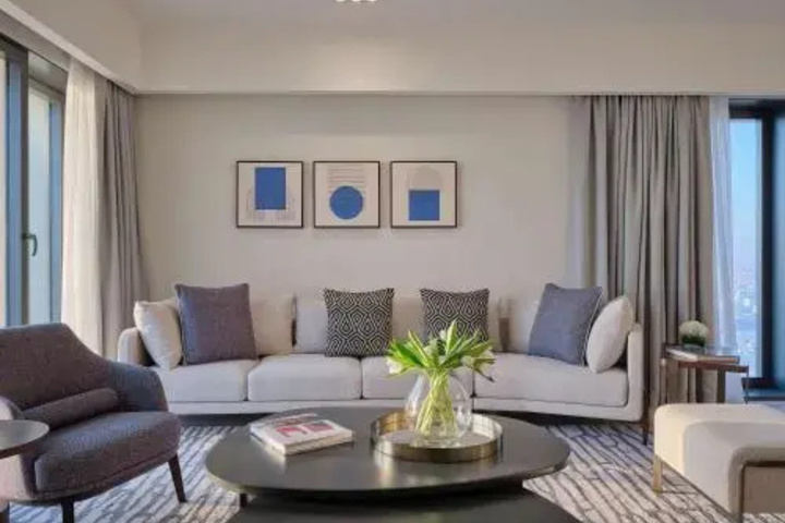 Room 6 of 34