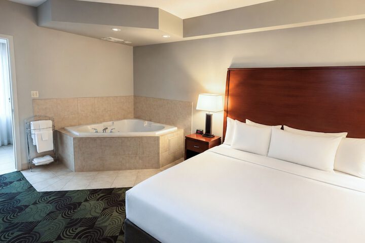 Room 12 of 52