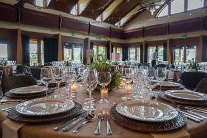 Dining 76 of 81