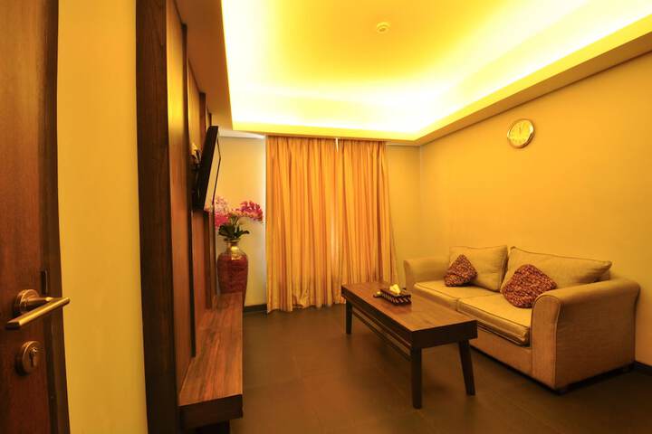 Room 4 of 24