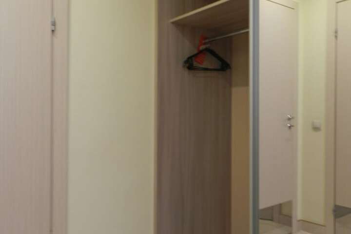 Room 17 of 42
