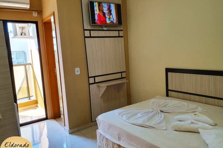 Room 16 of 32