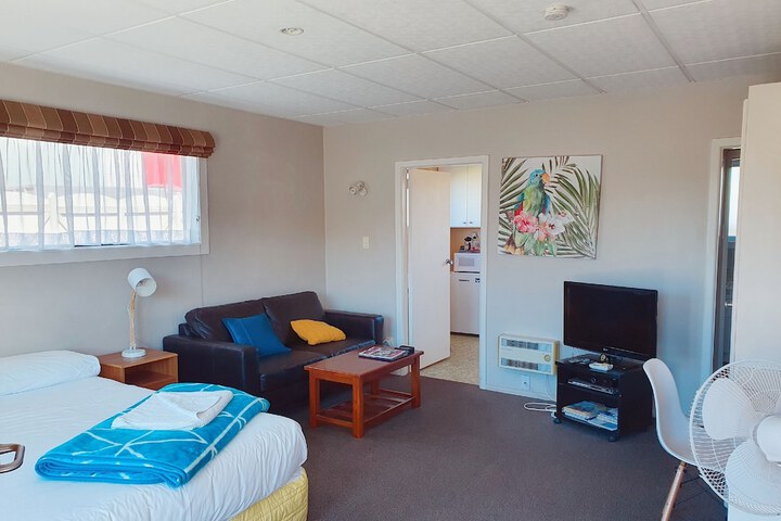 Room 13 of 52