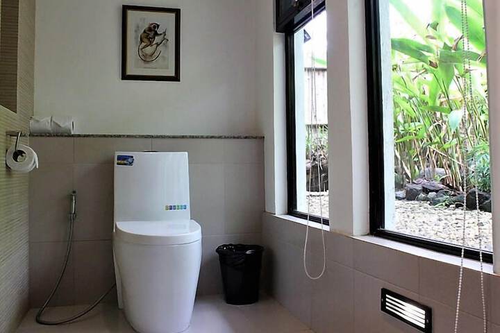 Room 52 of 120