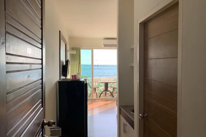 Room 20 of 263