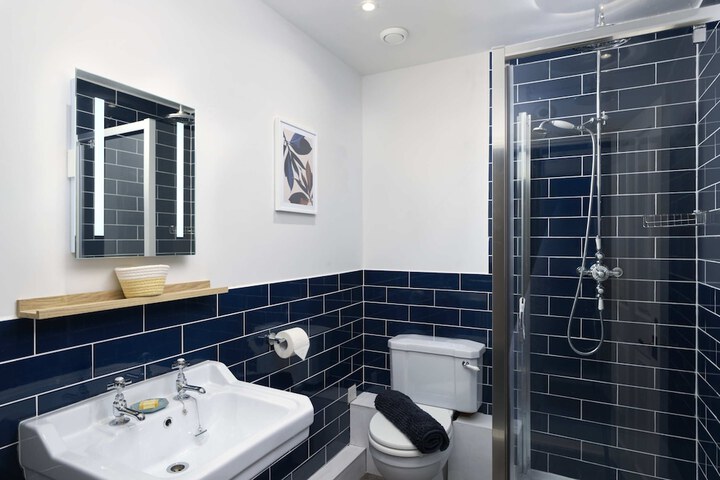 Clean Restrooms
