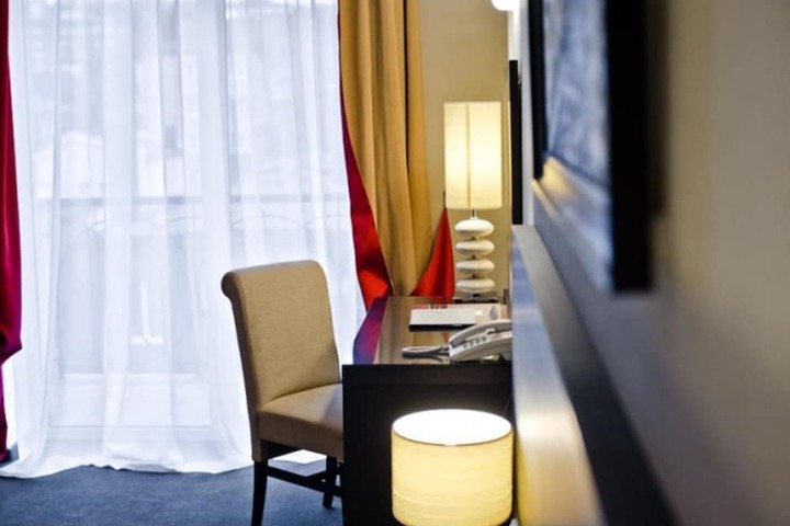 Room amenity