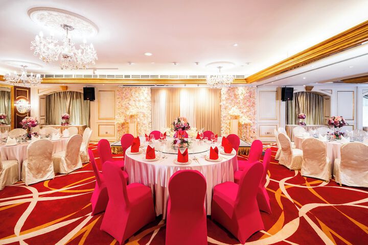 Ballroom/Hall 63 of 72