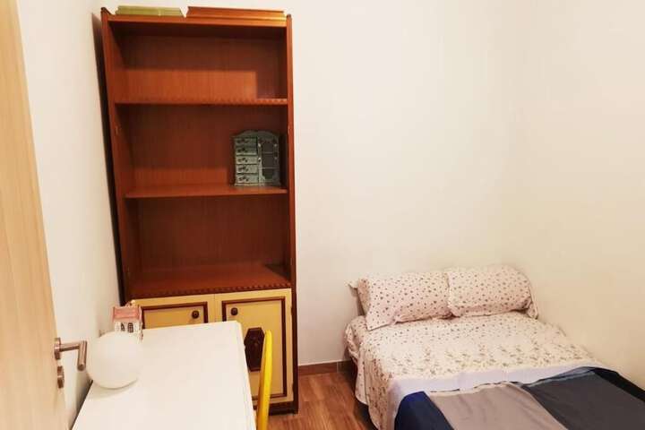 Room 22 of 49