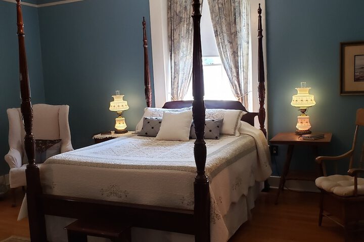 Room 8 of 47
