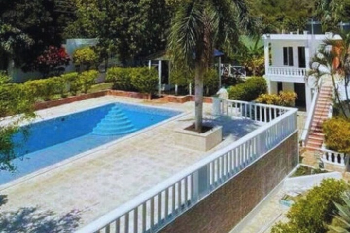 Airisha Villa Paradise