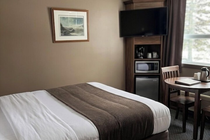 Room 10 of 30