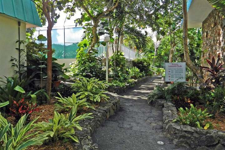 Property Grounds 30 of 51
