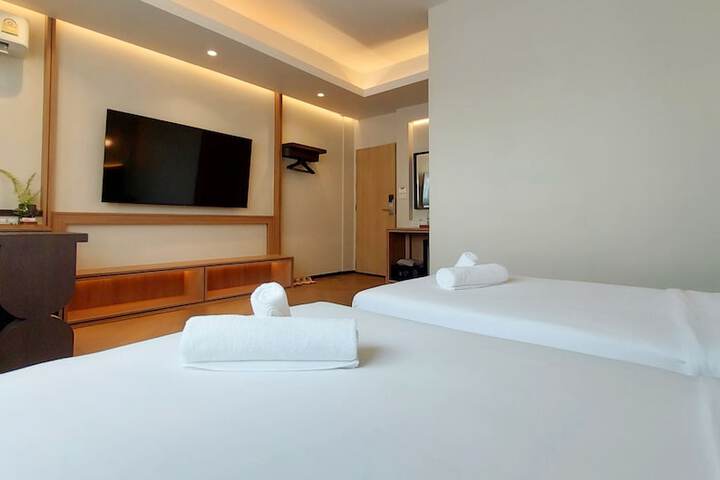 Room 55 of 96
